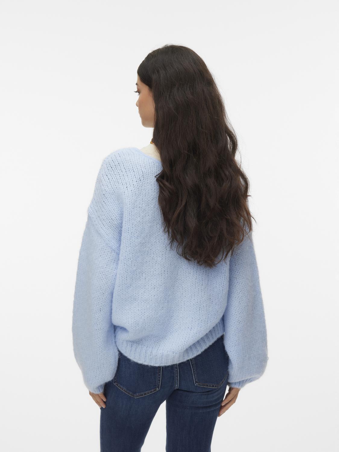 model_shot-back